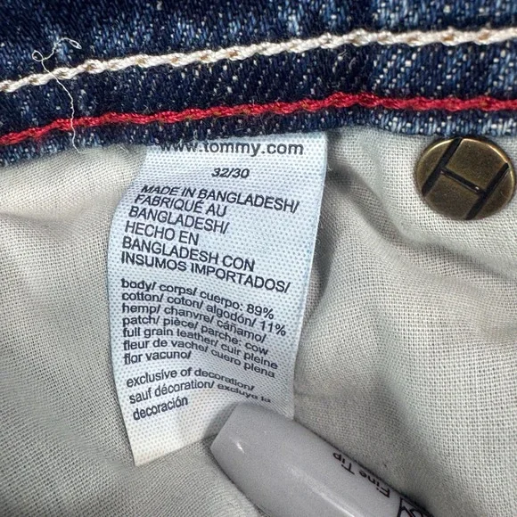 Tommy Hilfiger Mens Blue Distressed Relaxed Fit Straight Leg Jeans  32x30 Y2K - Picture 14 of 16